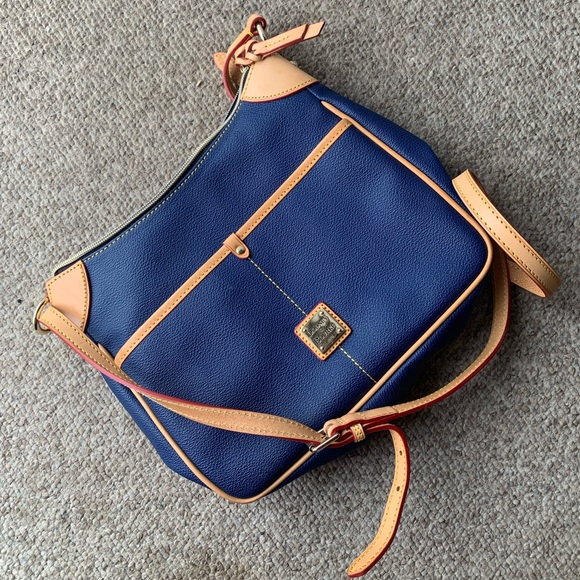 Dooney & Bourke Handbags - Pre-Loved DOONEY & BOURKE Blue, Red, Tan Leather Crossbody